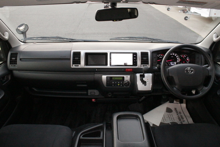 キャンピングカーバンコン