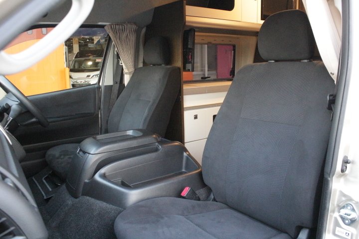 キャンピングカーバンコン