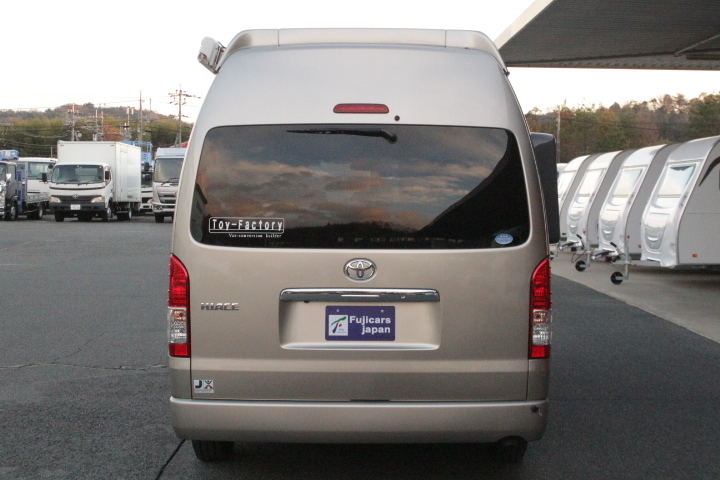 キャンピングカーバンコン