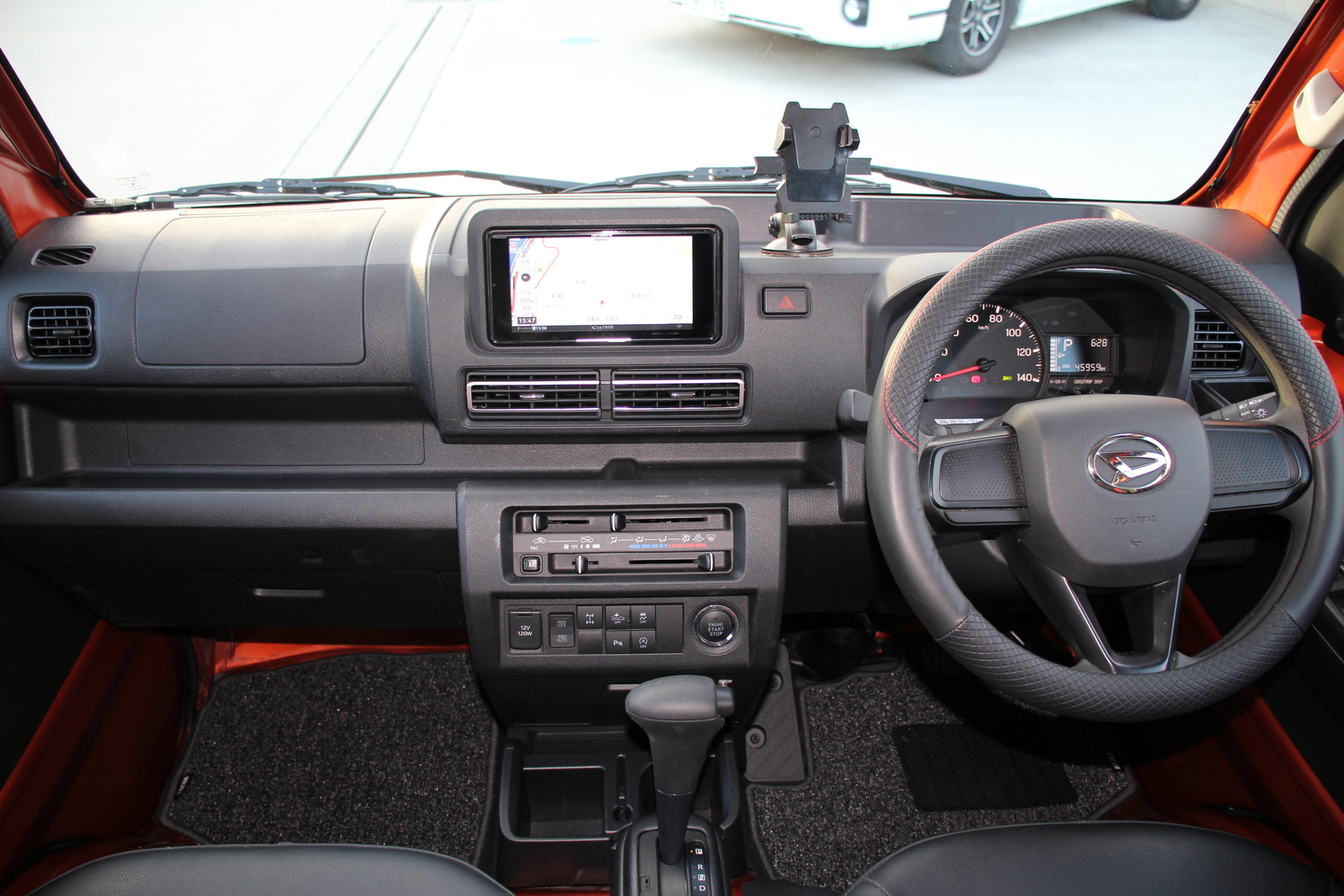 キャンピングカー軽キャンパー