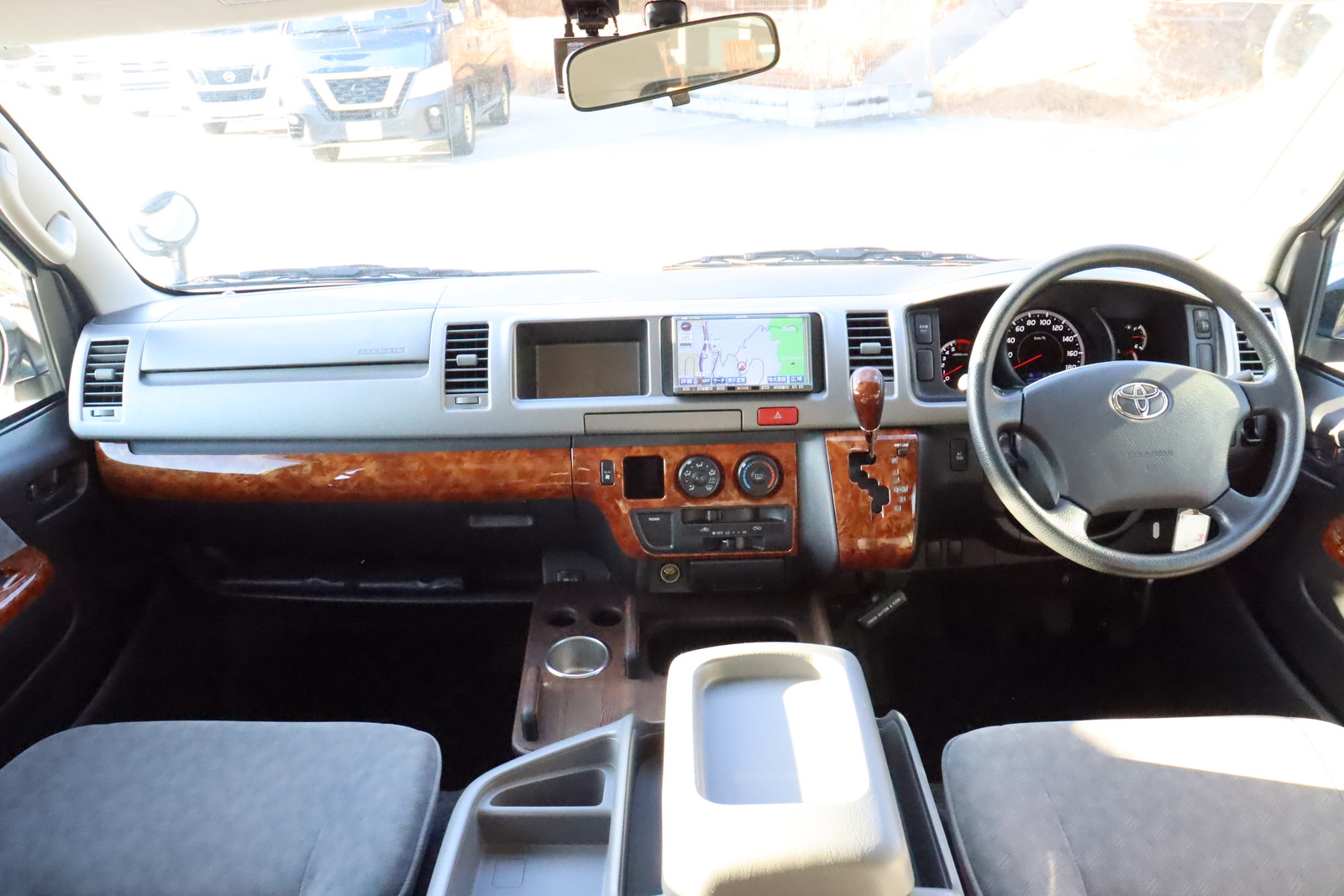 キャンピングカーバンコン