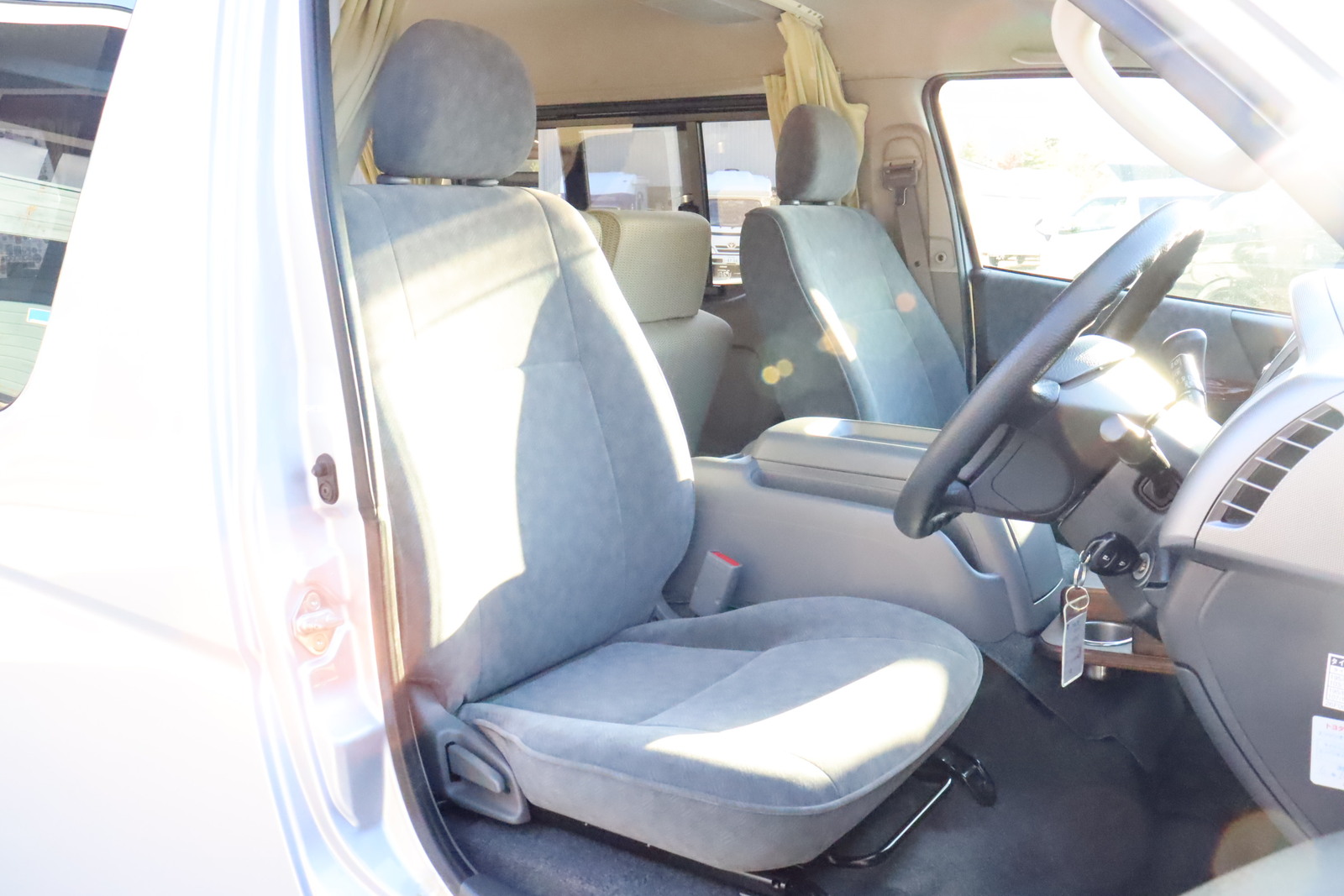 キャンピングカーバンコン