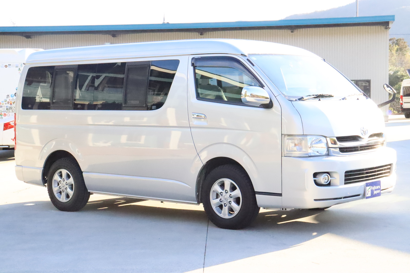 キャンピングカーバンコン