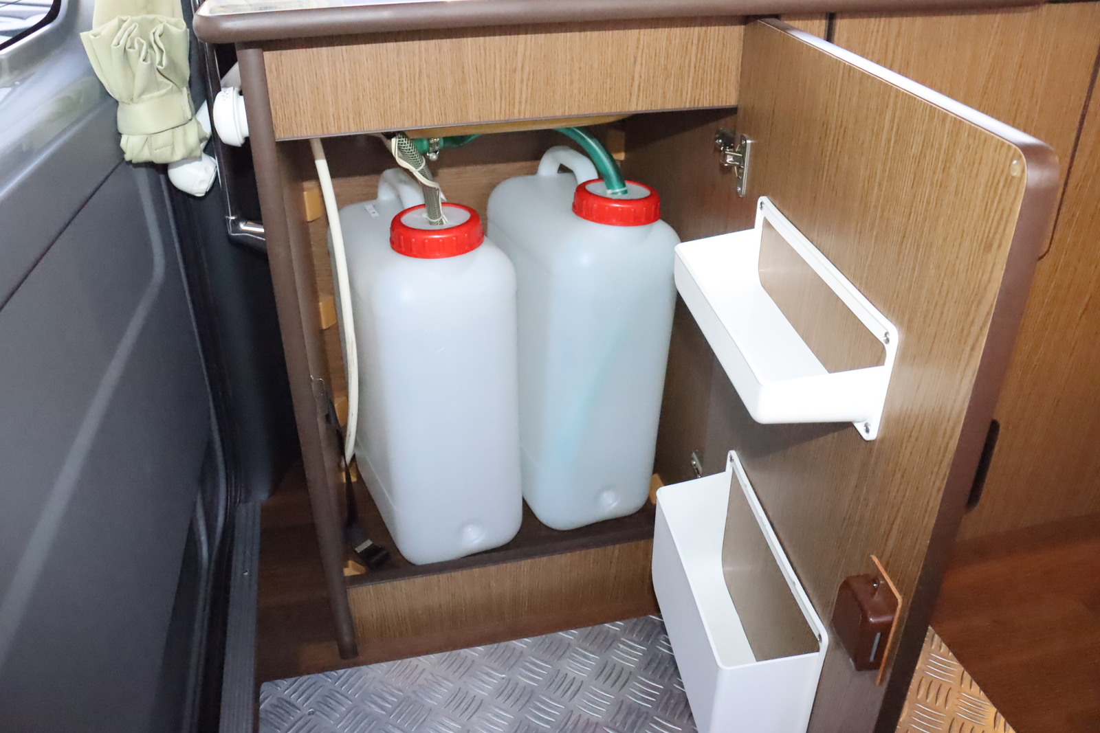 キャンピングカーバンコン