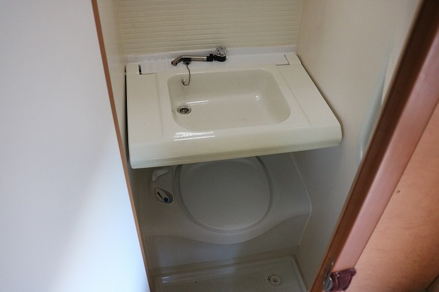 キャンピングカーキャブコン