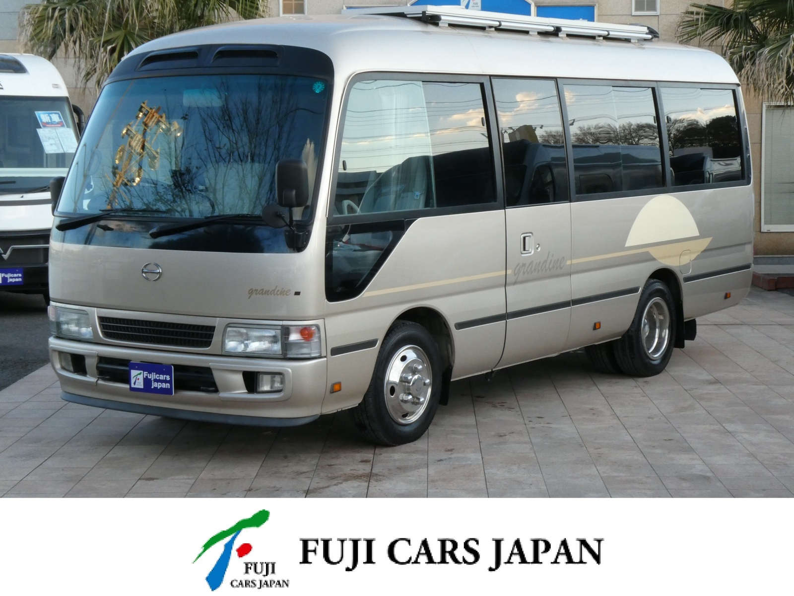 バスコン RVビックフット　グランディーネ　家AC　リチウムBT　FF