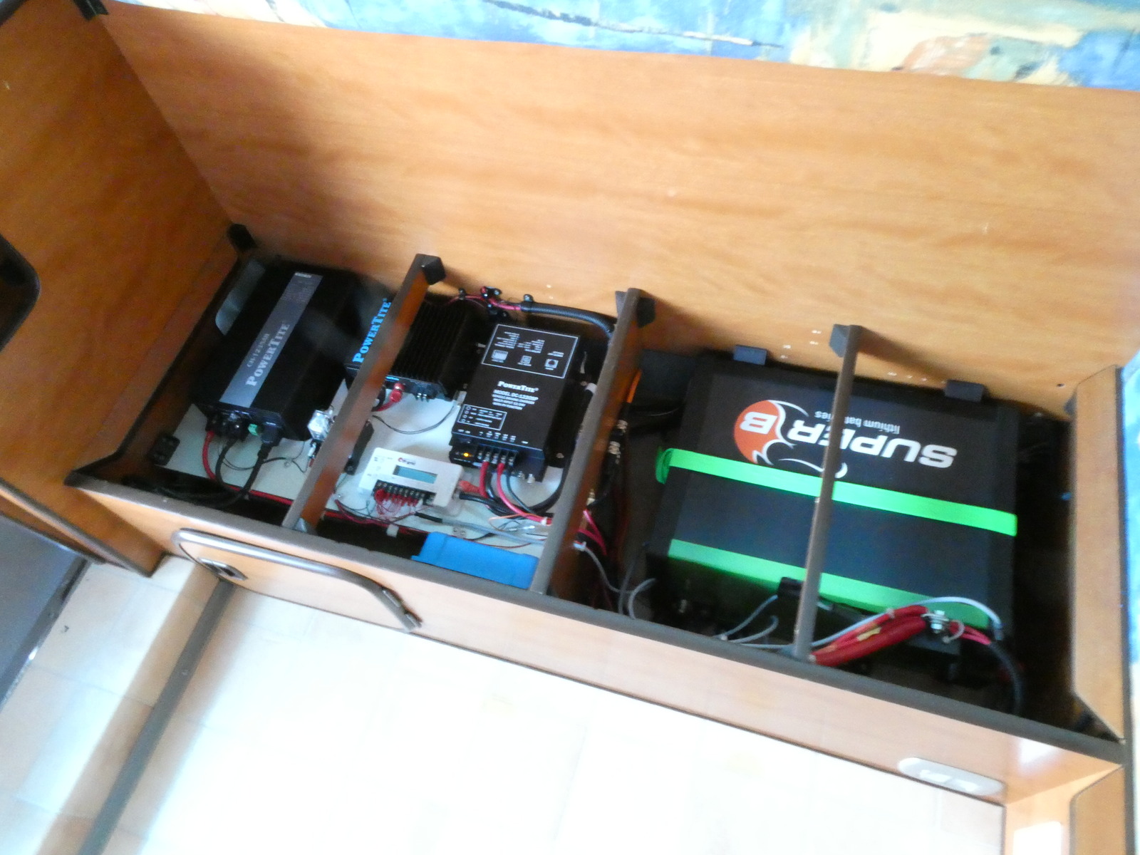 キャンピングカーバスコン