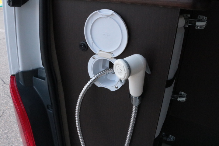 キャンピングカーバンコン