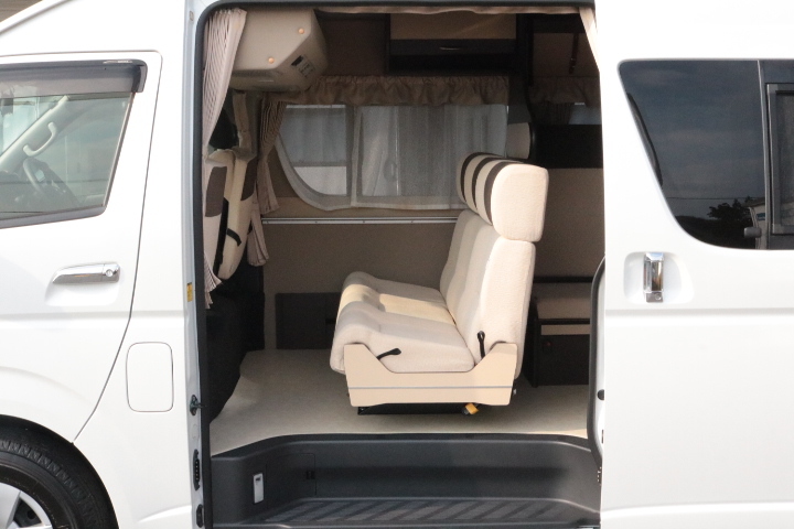 キャンピングカーバンコン