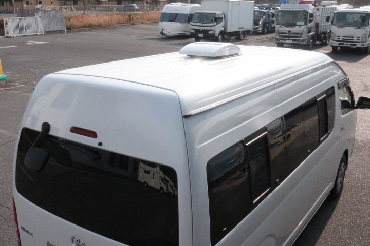 キャンピングカーバンコン