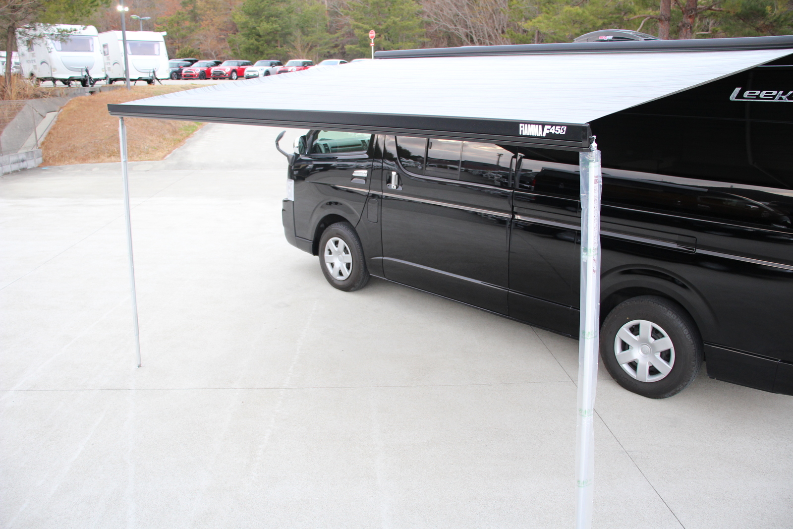 キャンピングカーバンコン