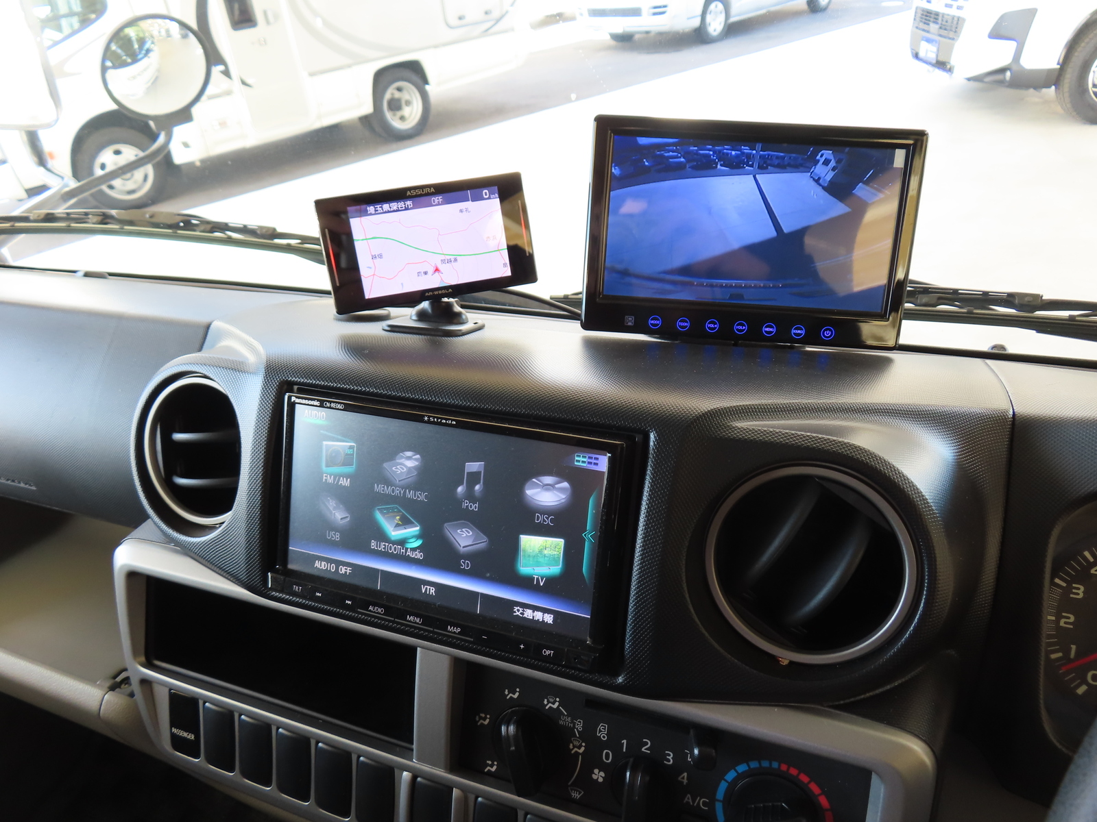 キャンピングカーキャブコン