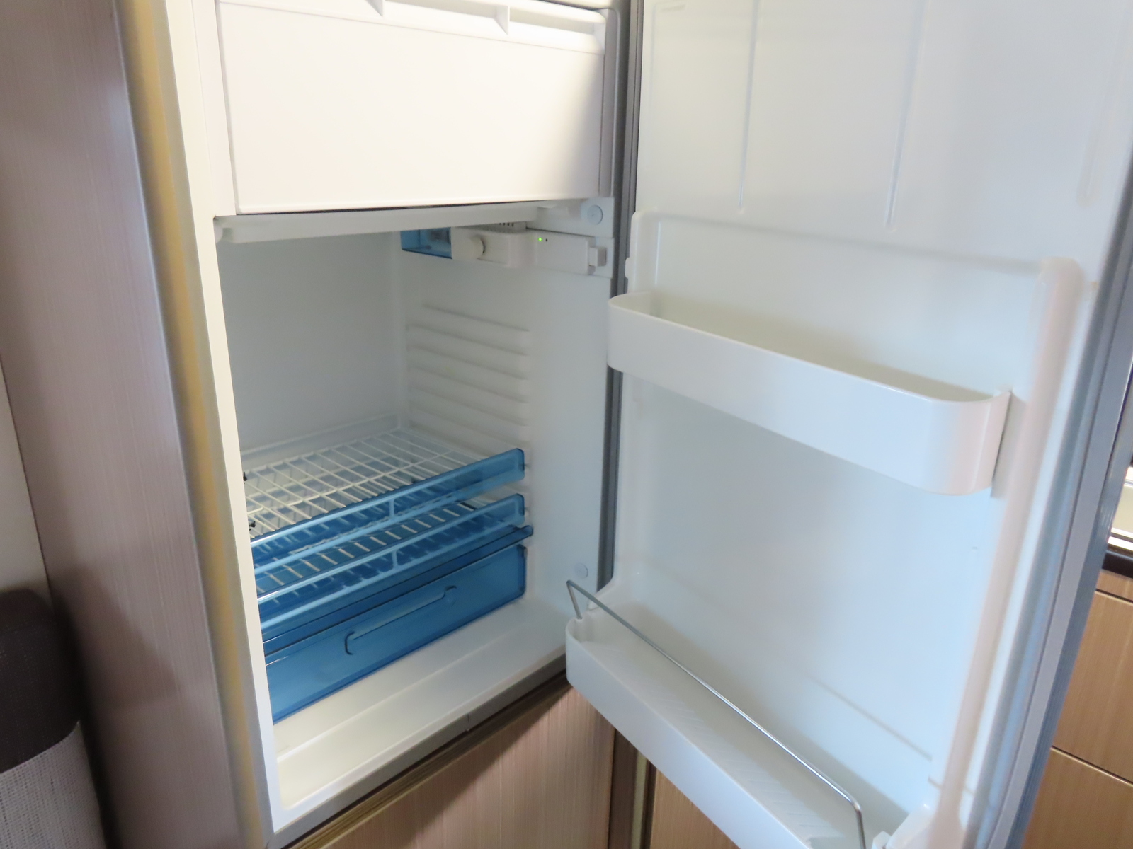 キャンピングカーキャブコン