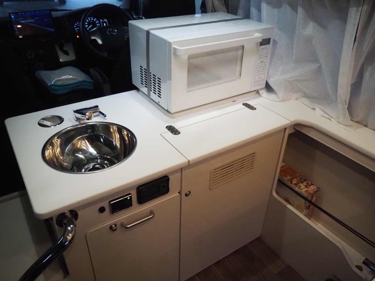 キャンピングカーバンコン