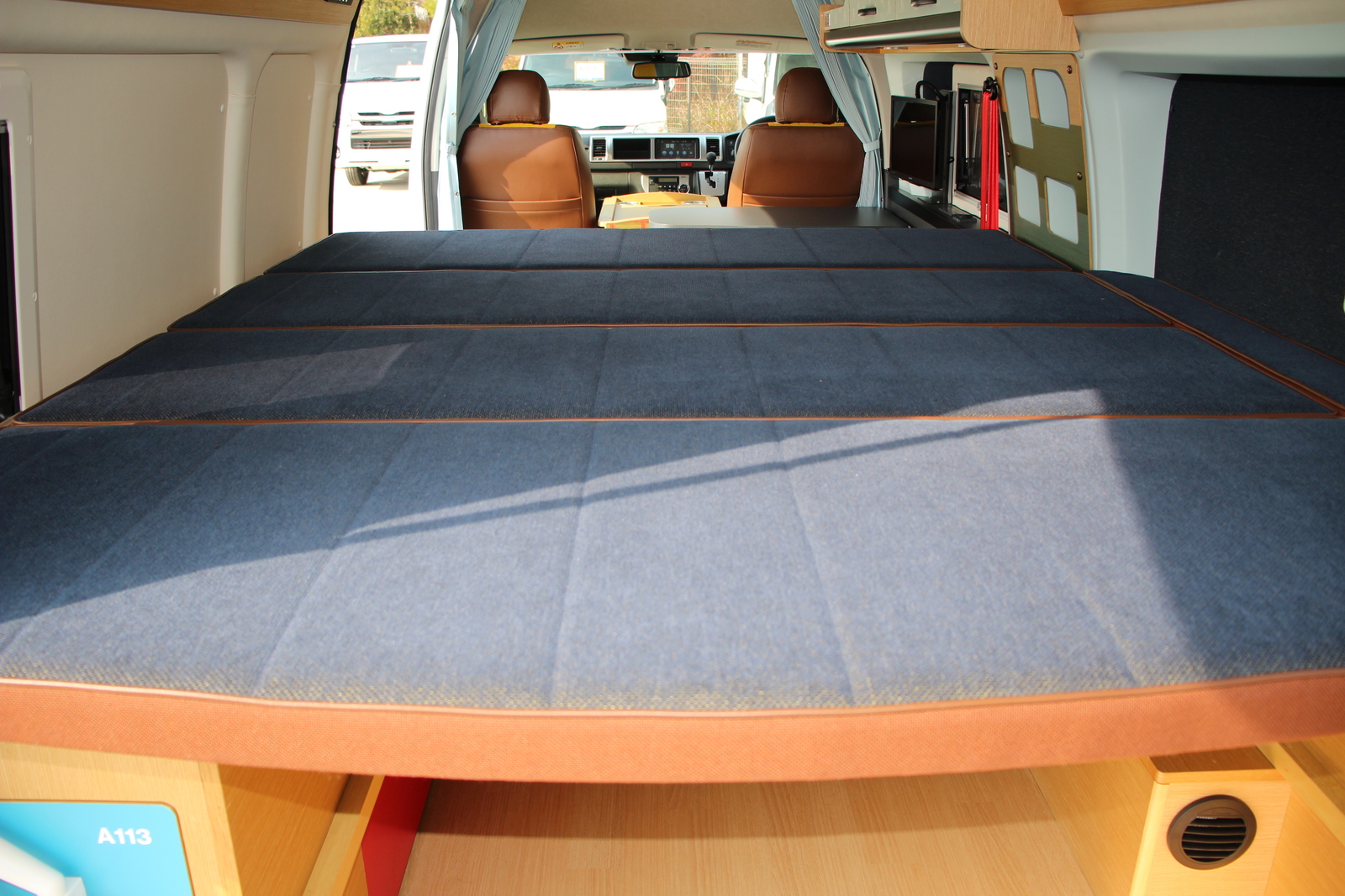 キャンピングカーバンコン