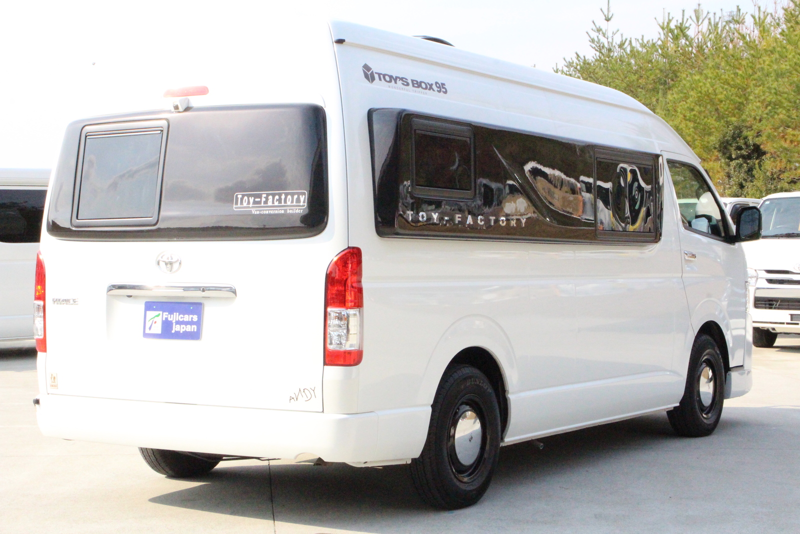 キャンピングカーバンコン