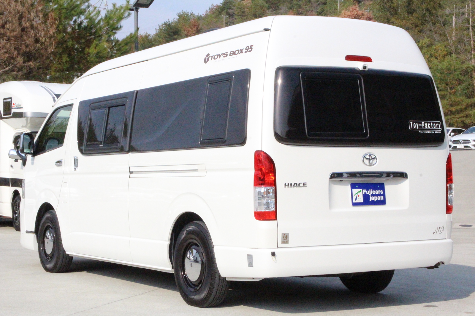 キャンピングカーバンコン