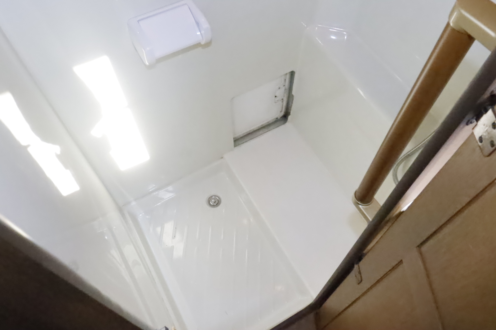 キャンピングカーキャブコン