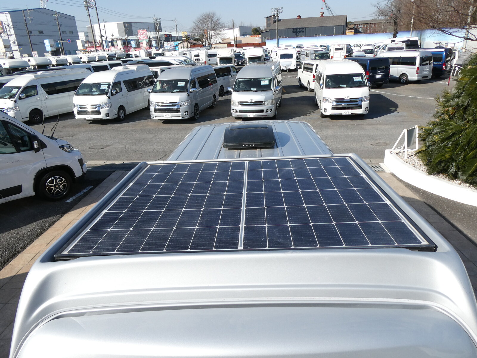 キャンピングカーバンコン