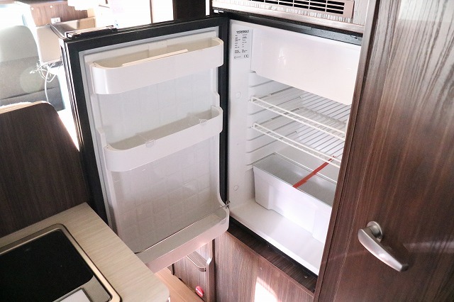 キャンピングカーキャブコン