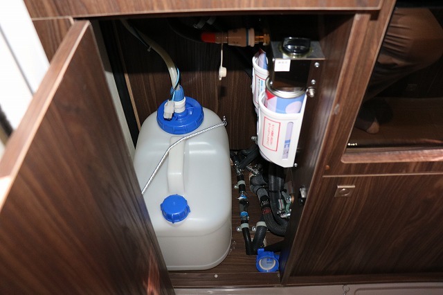 キャンピングカーキャブコン