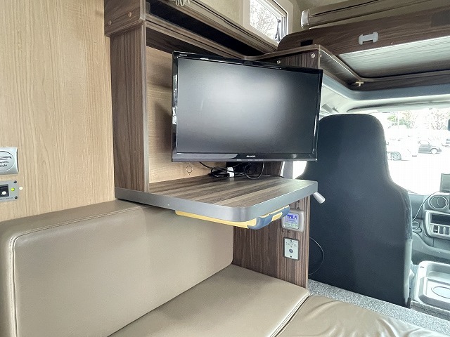 キャンピングカーキャブコン