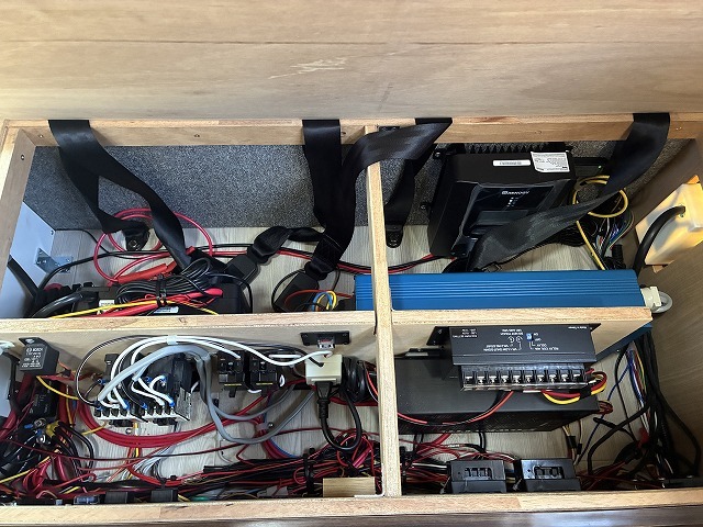 キャンピングカーキャブコン