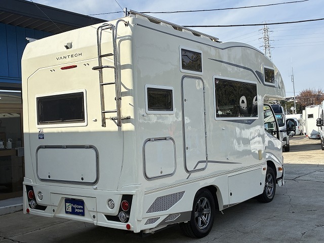 キャンピングカーキャブコン