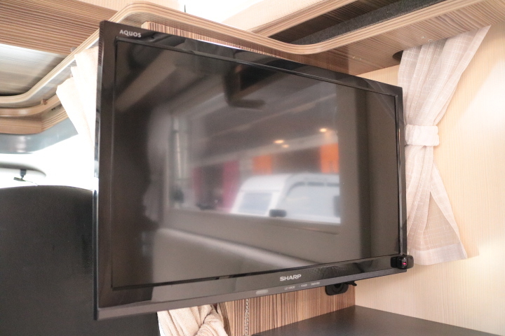 キャンピングカーキャブコン