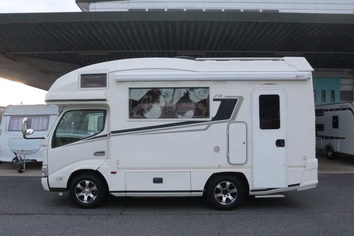キャンピングカーキャブコン
