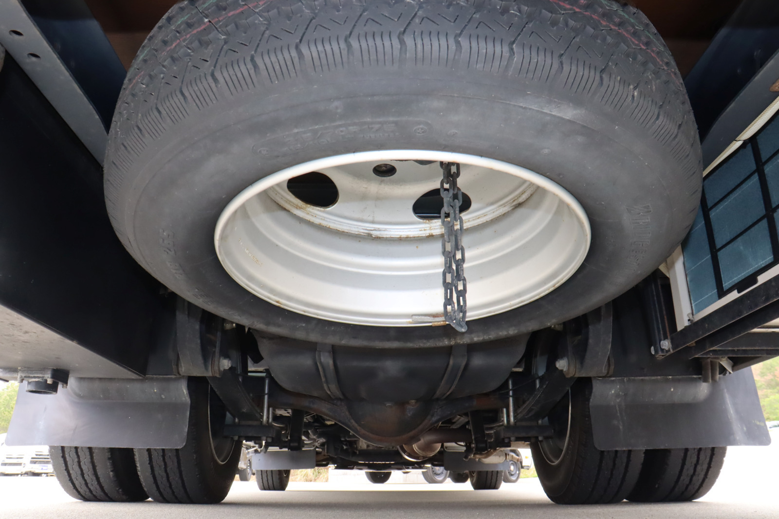 キャンピングカーバスコン