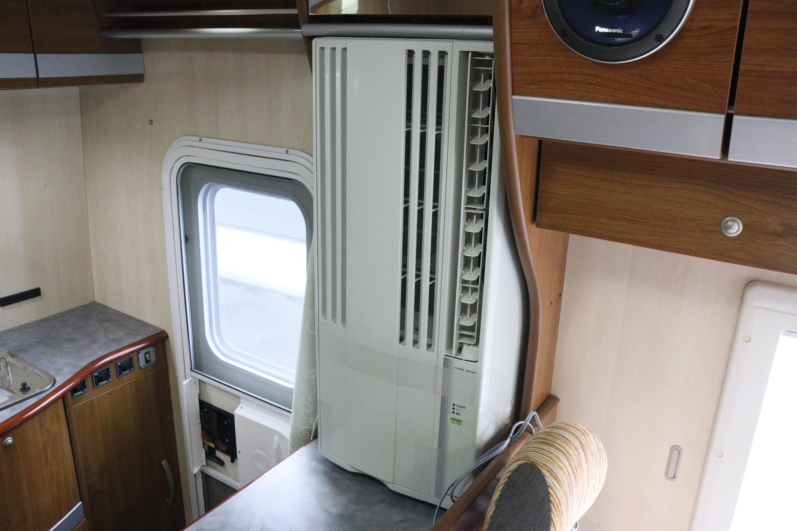 キャンピングカーキャブコン