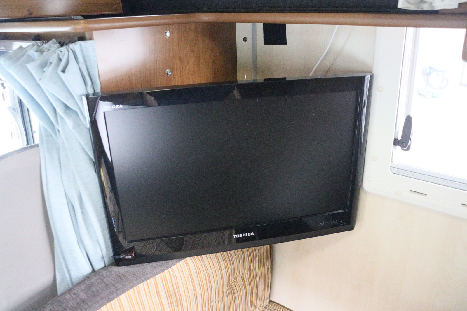 キャンピングカーキャブコン