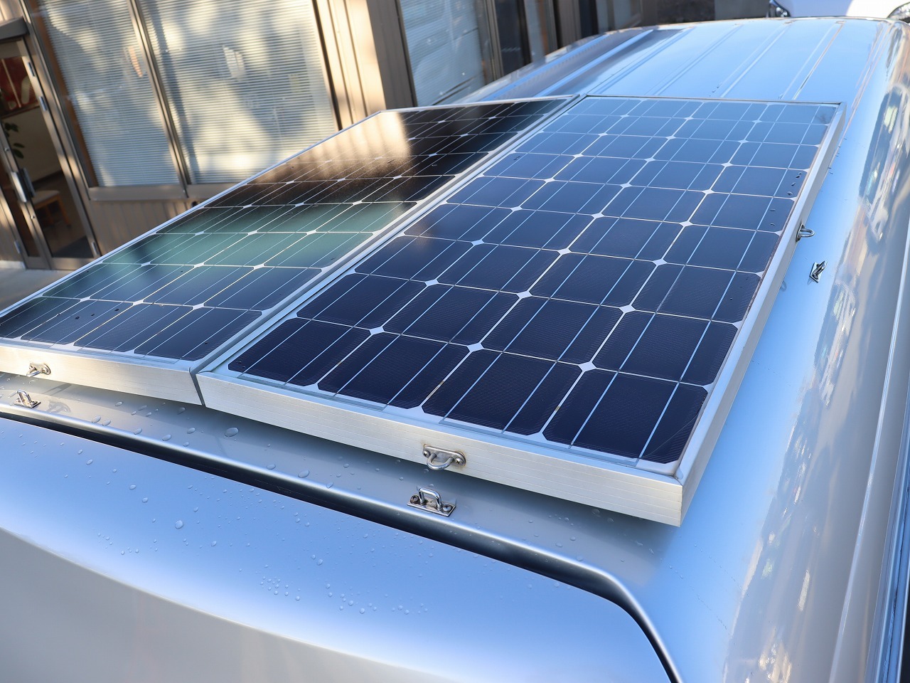 キャンピングカーバンコン