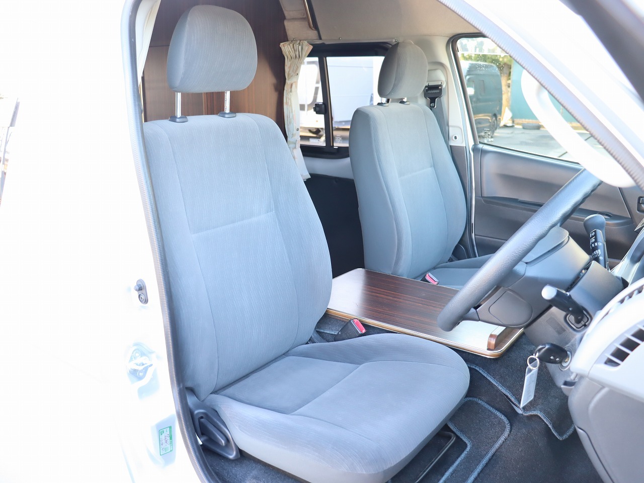 キャンピングカーバンコン