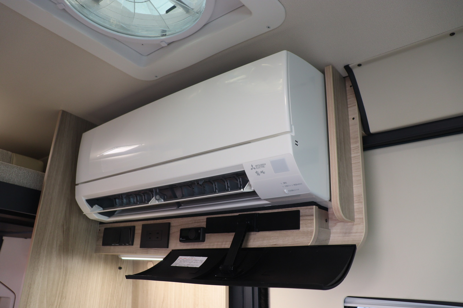 キャンピングカーバンコン