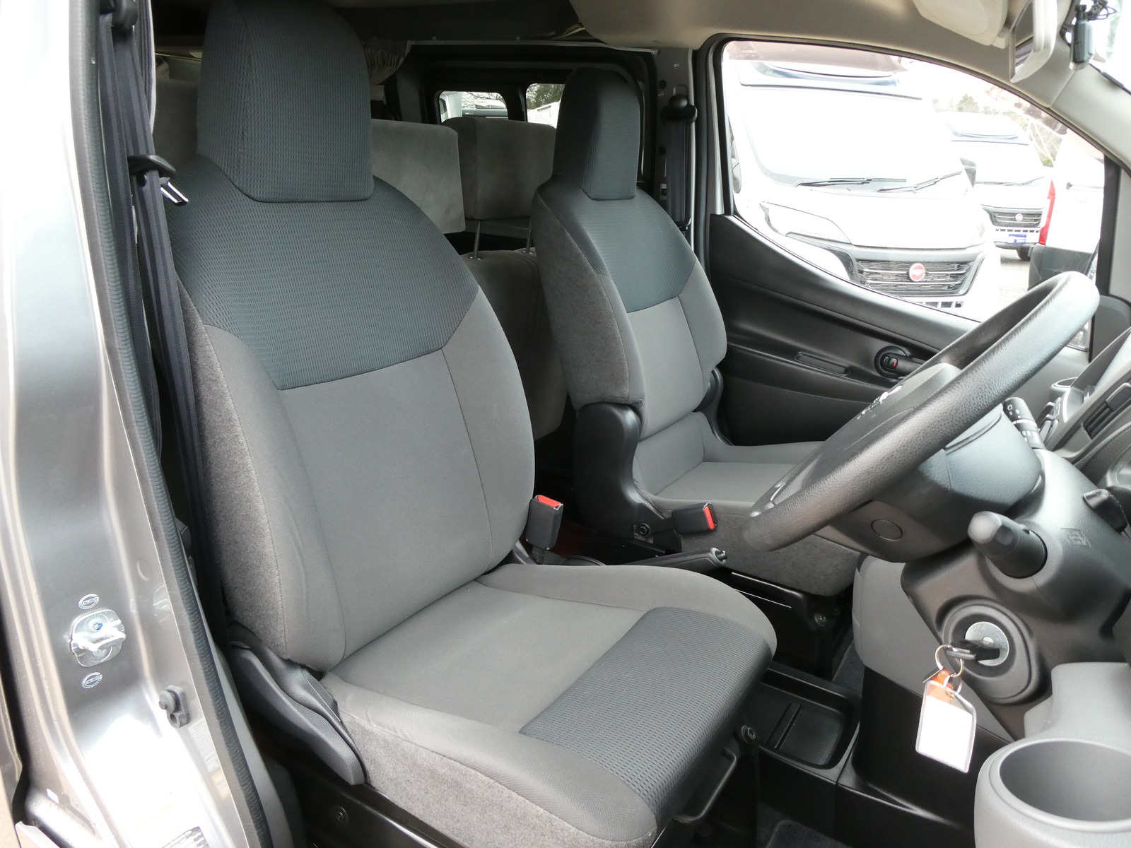 キャンピングカーバンコン