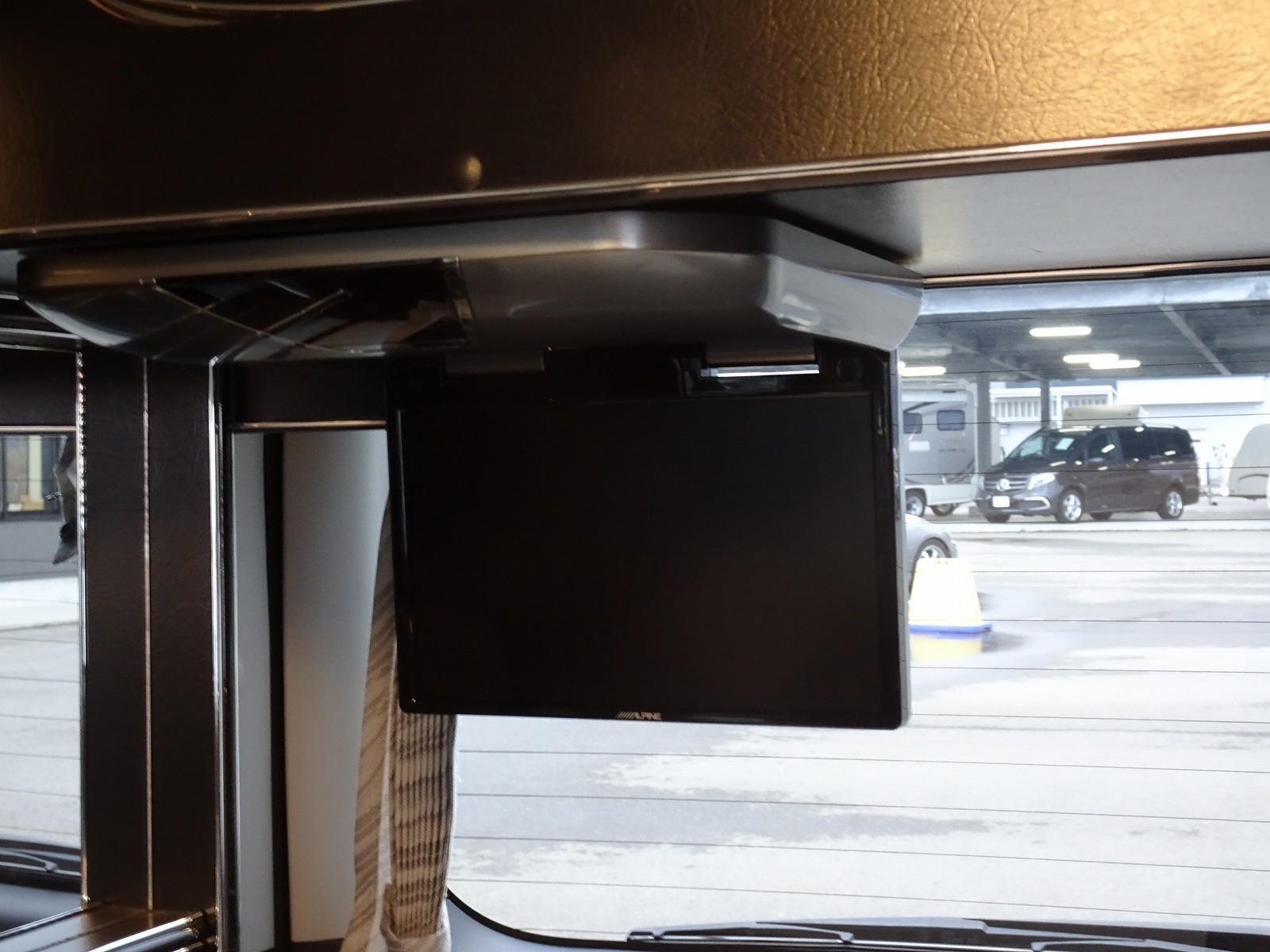 キャンピングカーバンコン