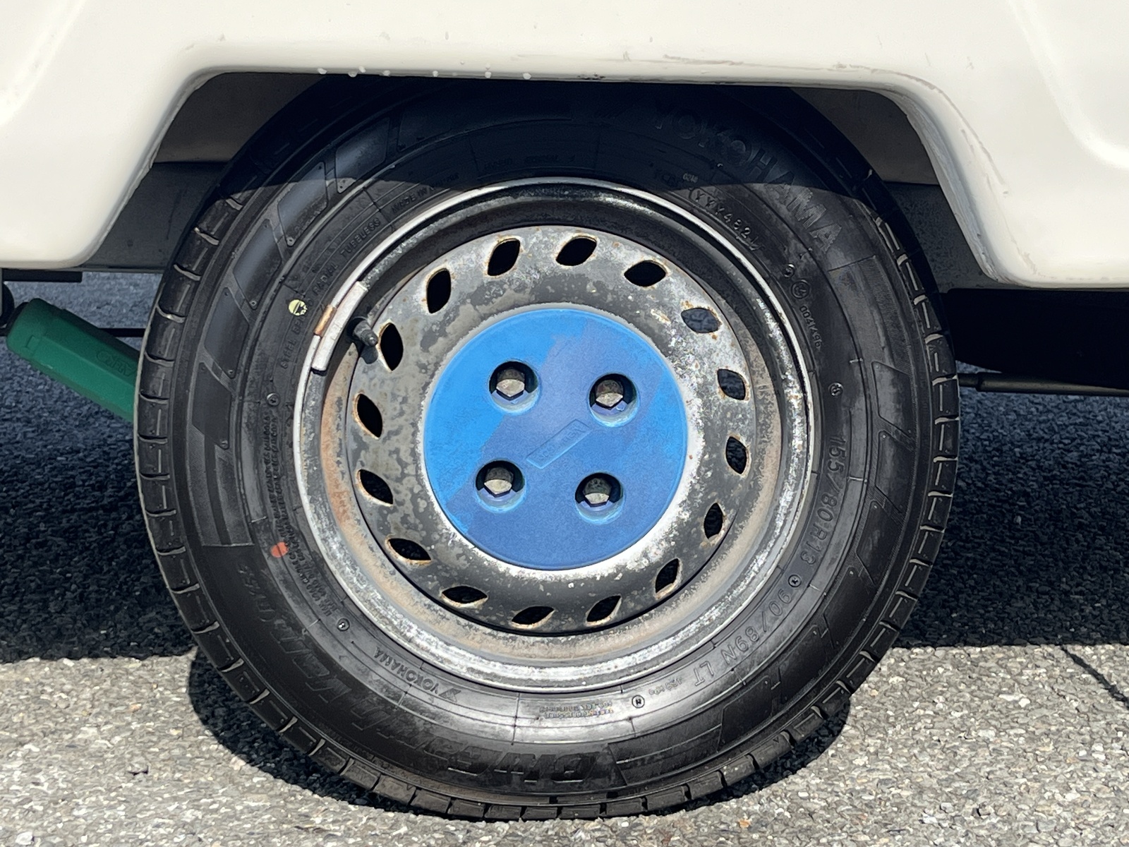 キャンピングカートレーラー