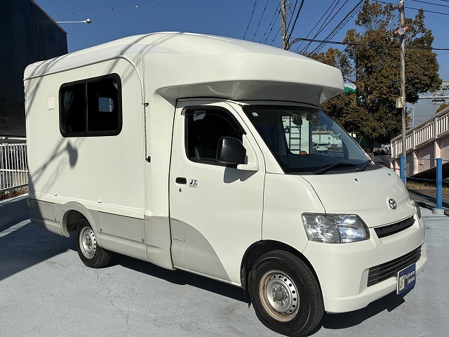 キャンピングカーキャブコン