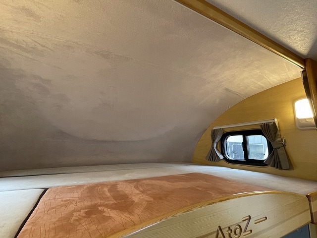 キャンピングカーキャブコン