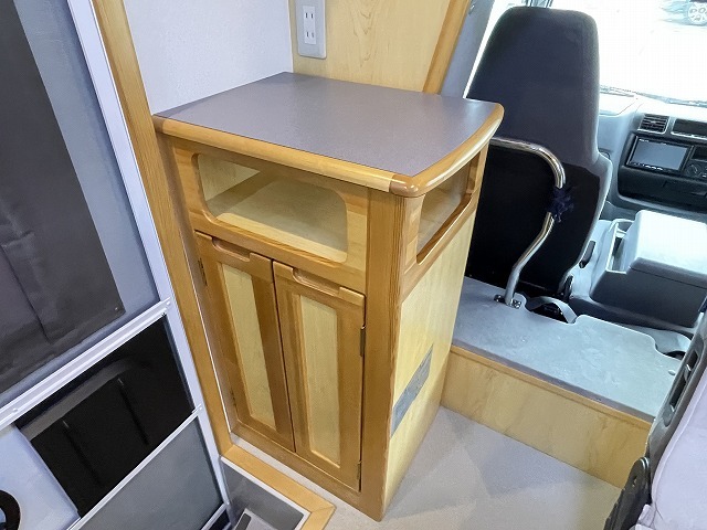 キャンピングカーキャブコン