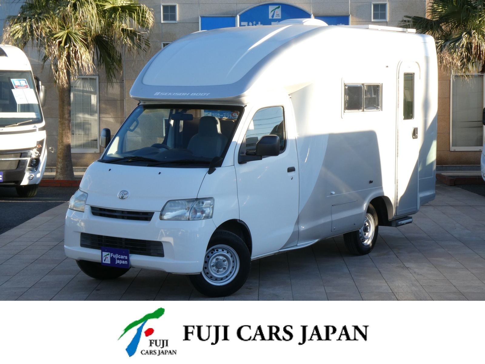 キャブコン セキソー トム23 FFヒーター ソーラーパネル