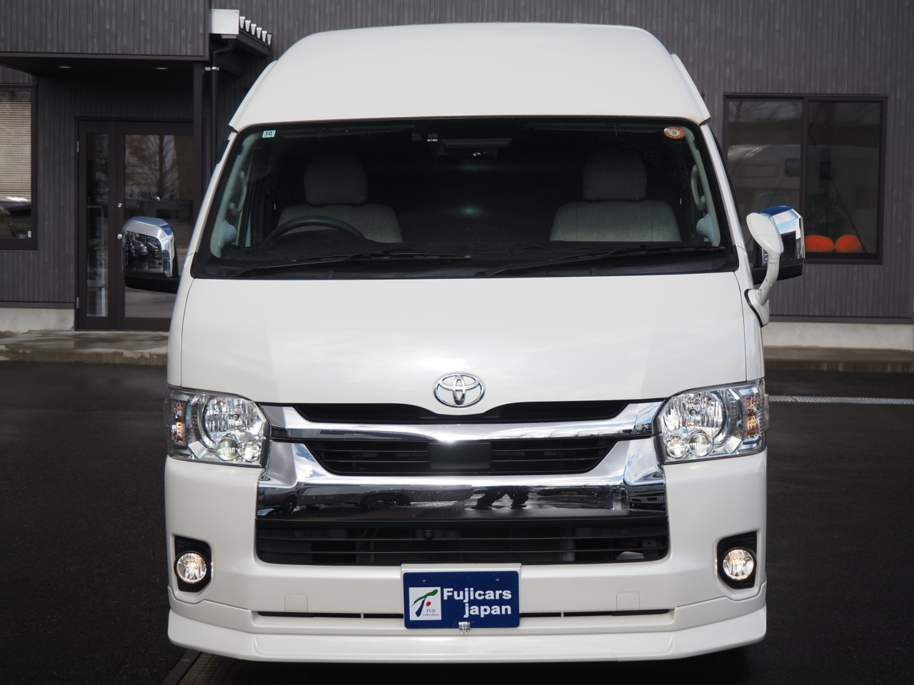 キャンピングカーバンコン