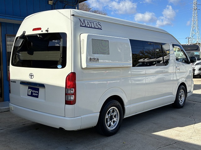 キャンピングカーバンコン