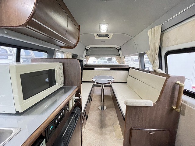 キャンピングカーバンコン