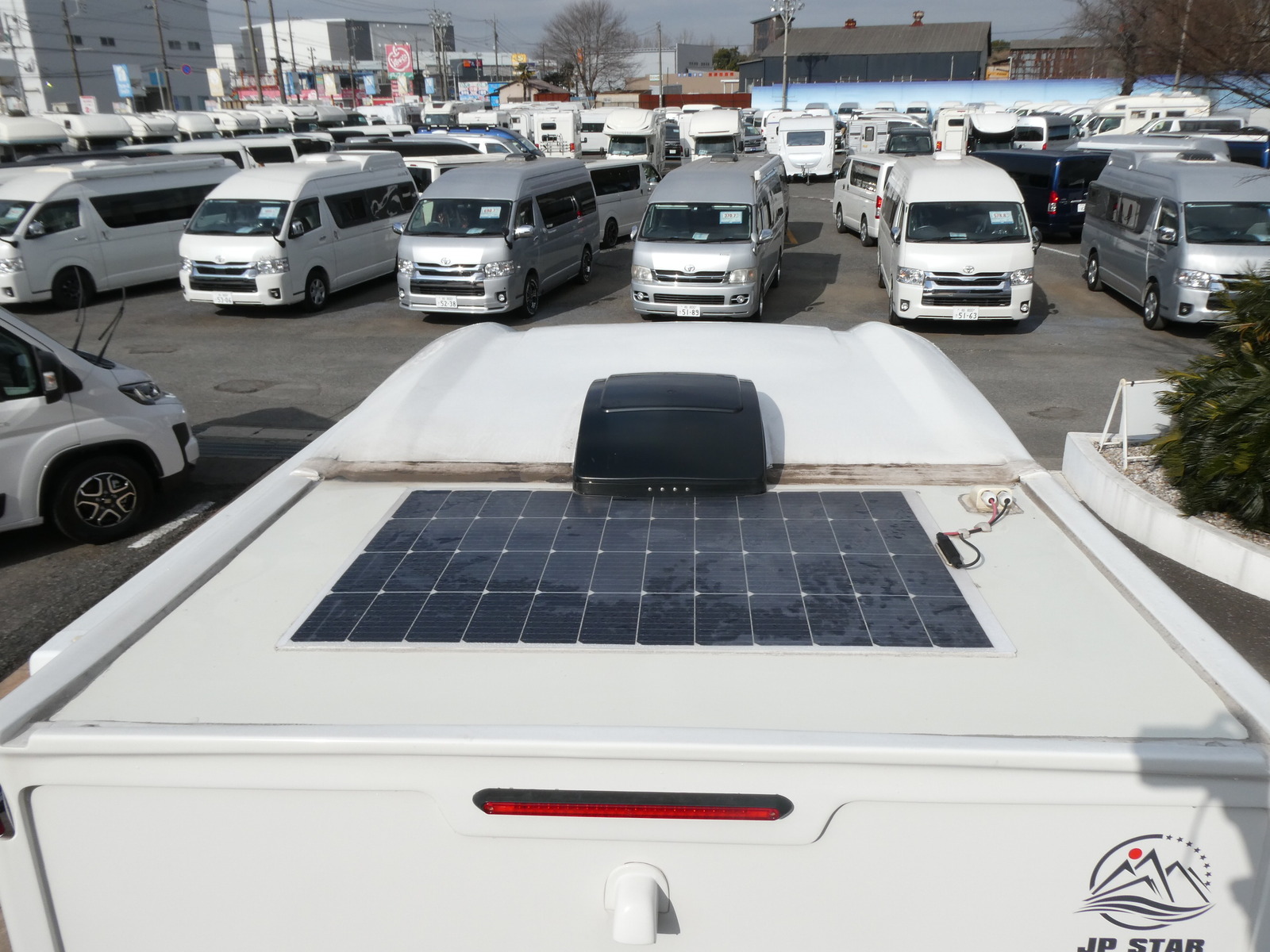 キャンピングカー軽キャンパー