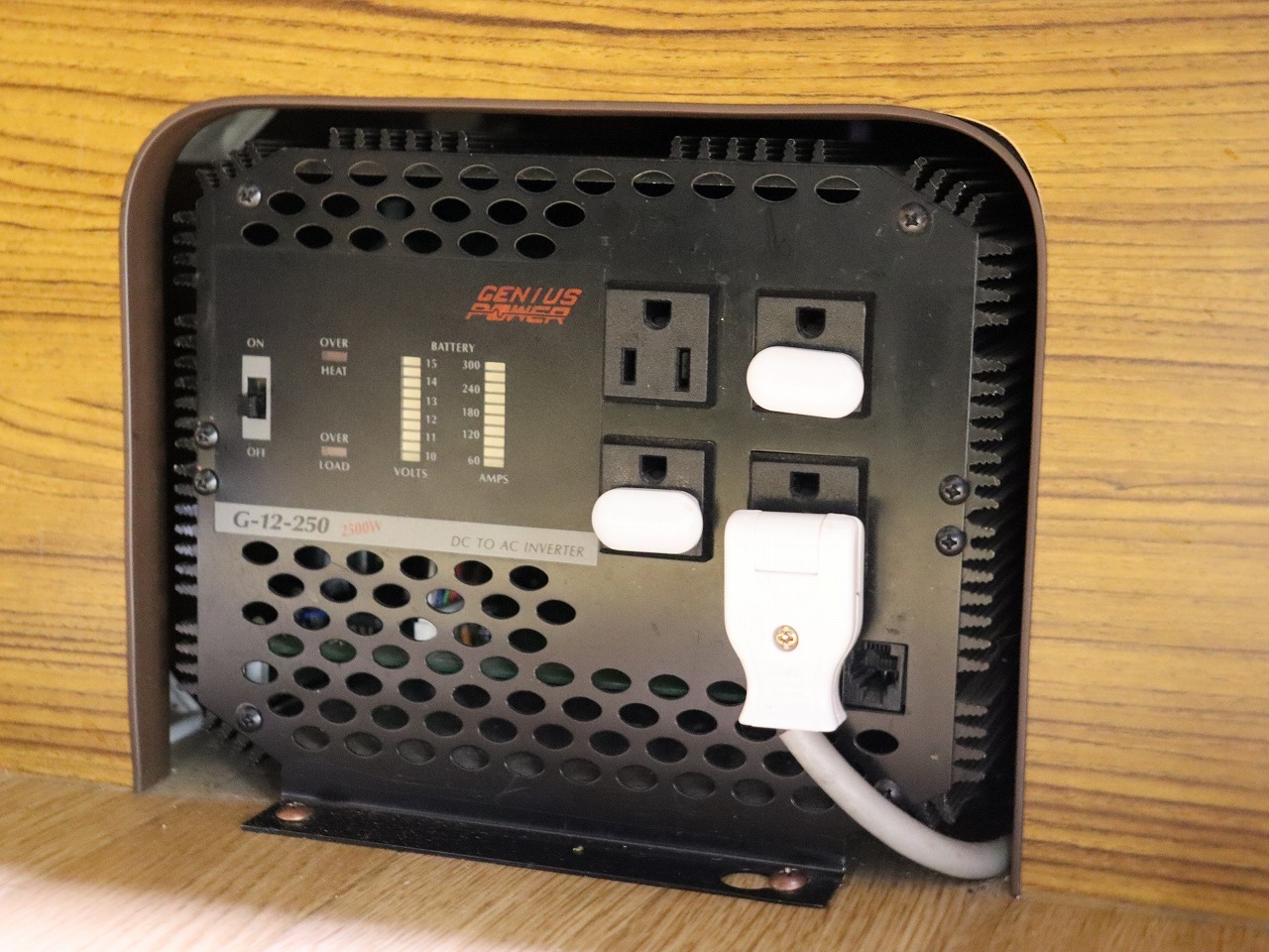 キャンピングカーバンコン