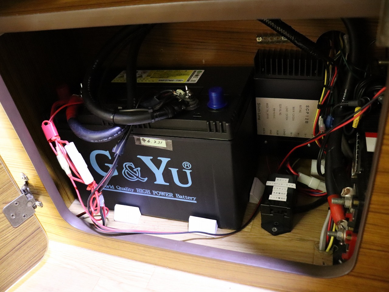 キャンピングカーバンコン