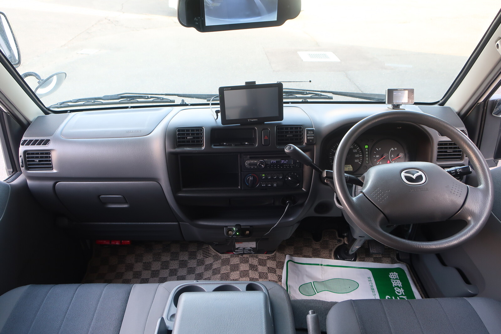 キャンピングカーキャブコン